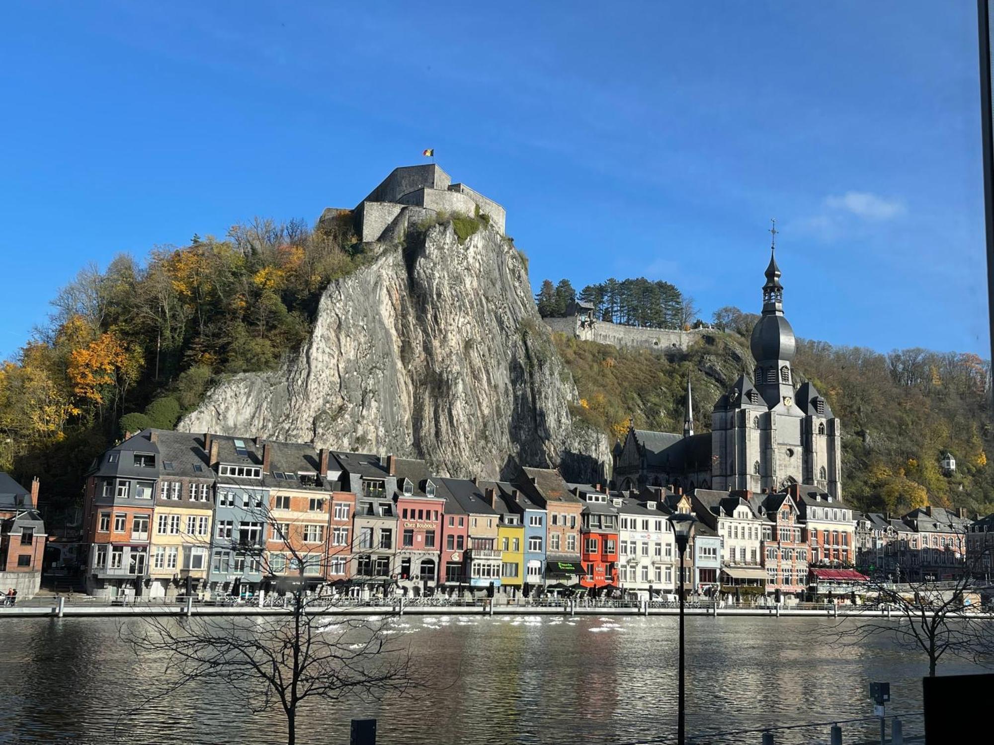 La Belle Etable Bed & Breakfast Dinant Eksteriør bilde